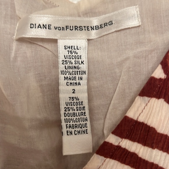 DVF Diane Von Furstenberg Wrap “bamboo” print dress sz 2 “ vintage  silk blend - Picture 3 of 5